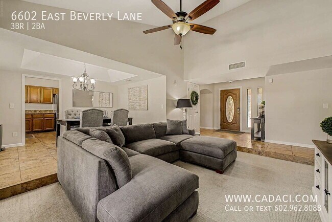 Building Photo - 6602 E Beverly Ln