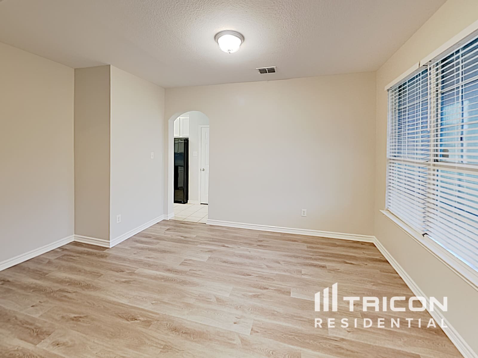 Building Photo - 813 Wolf Trail