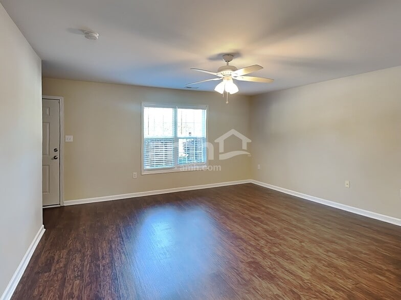 Building Photo - 79 Wolf Creek Ln