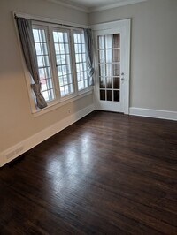 Building Photo - 616 Magee Ave