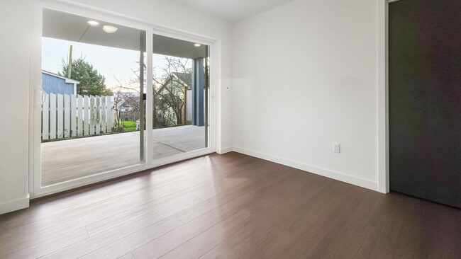 Building Photo - Brand New 3BR Home with Territorial Views