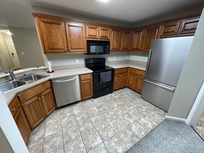 Building Photo - Exclusive Shelbyville Condo For Rent