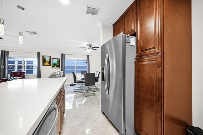 Building Photo - 2528 SW Natura Blvd