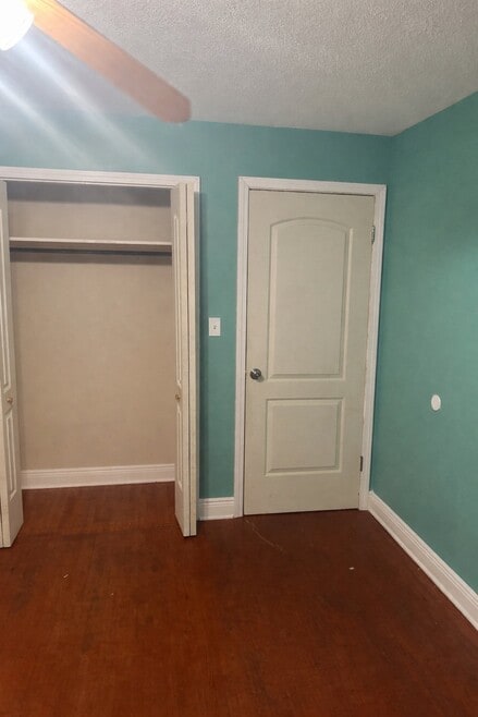 Building Photo - 6119 Castlewood Ln