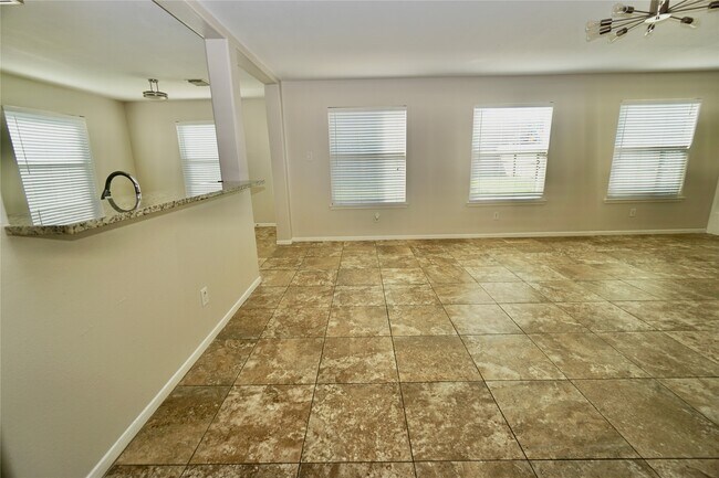 Building Photo - 2434 Ranch Hollow Ct