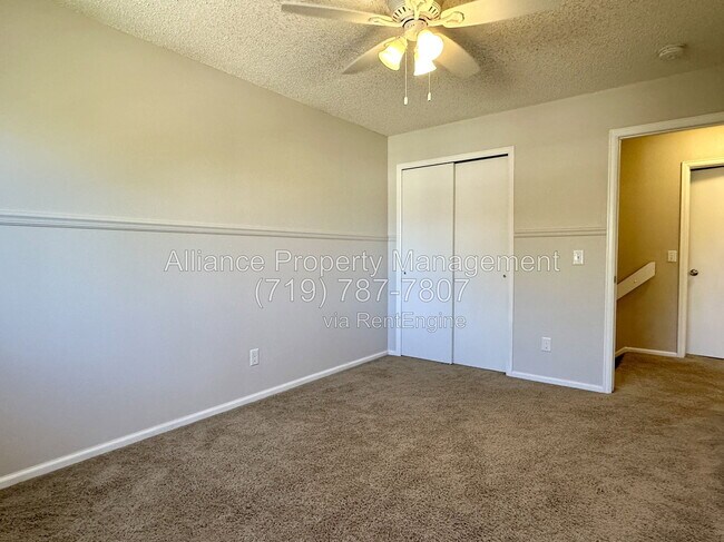 Building Photo - 965 Piros Dr