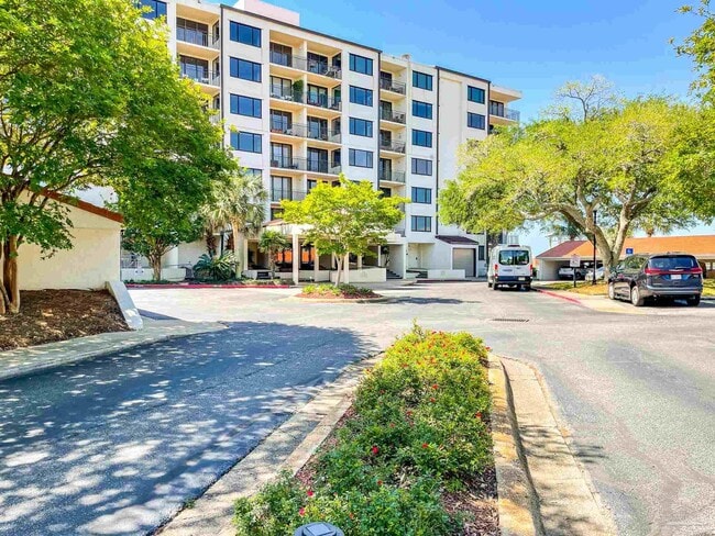 Building Photo - 106 Port Royal Way