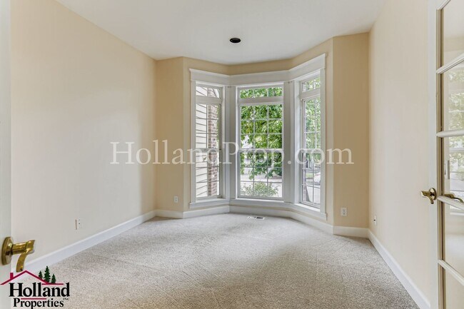 Building Photo - 14606 NW Applegate Ln