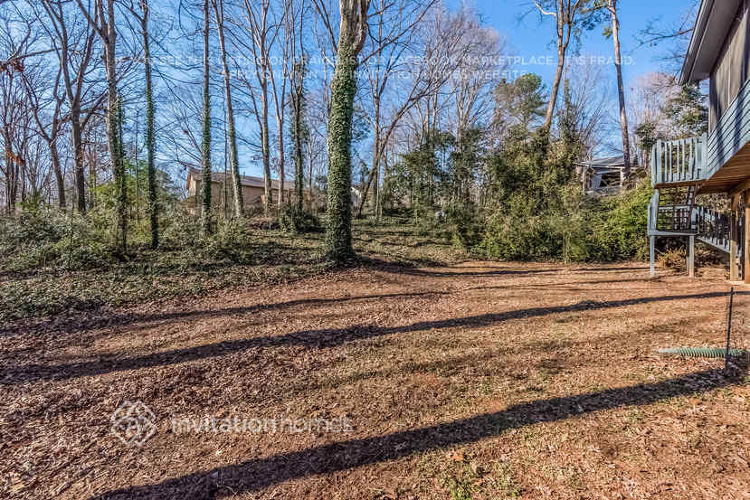 Building Photo - 640 Old Orchard Dr
