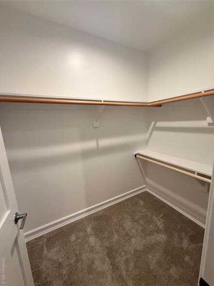 Building Photo - 122 Greenwich Ave