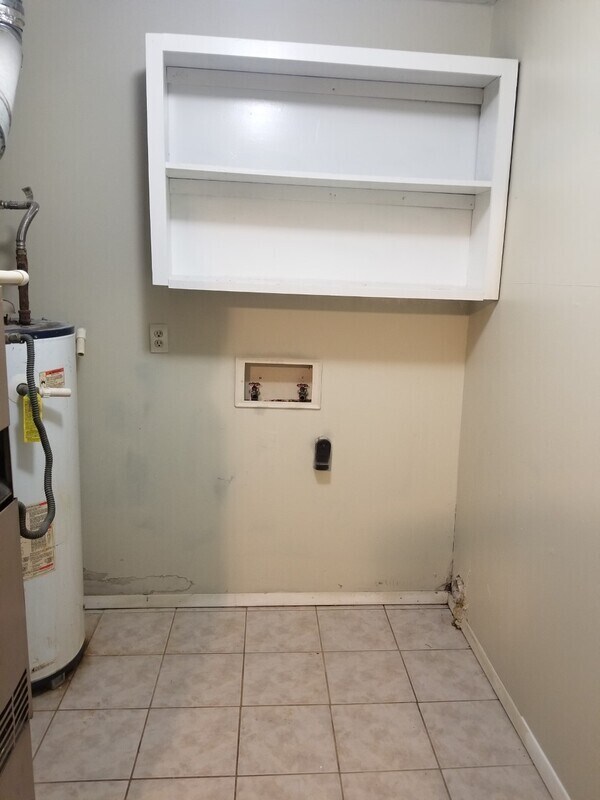 Building Photo - 1330 White Oak Dr