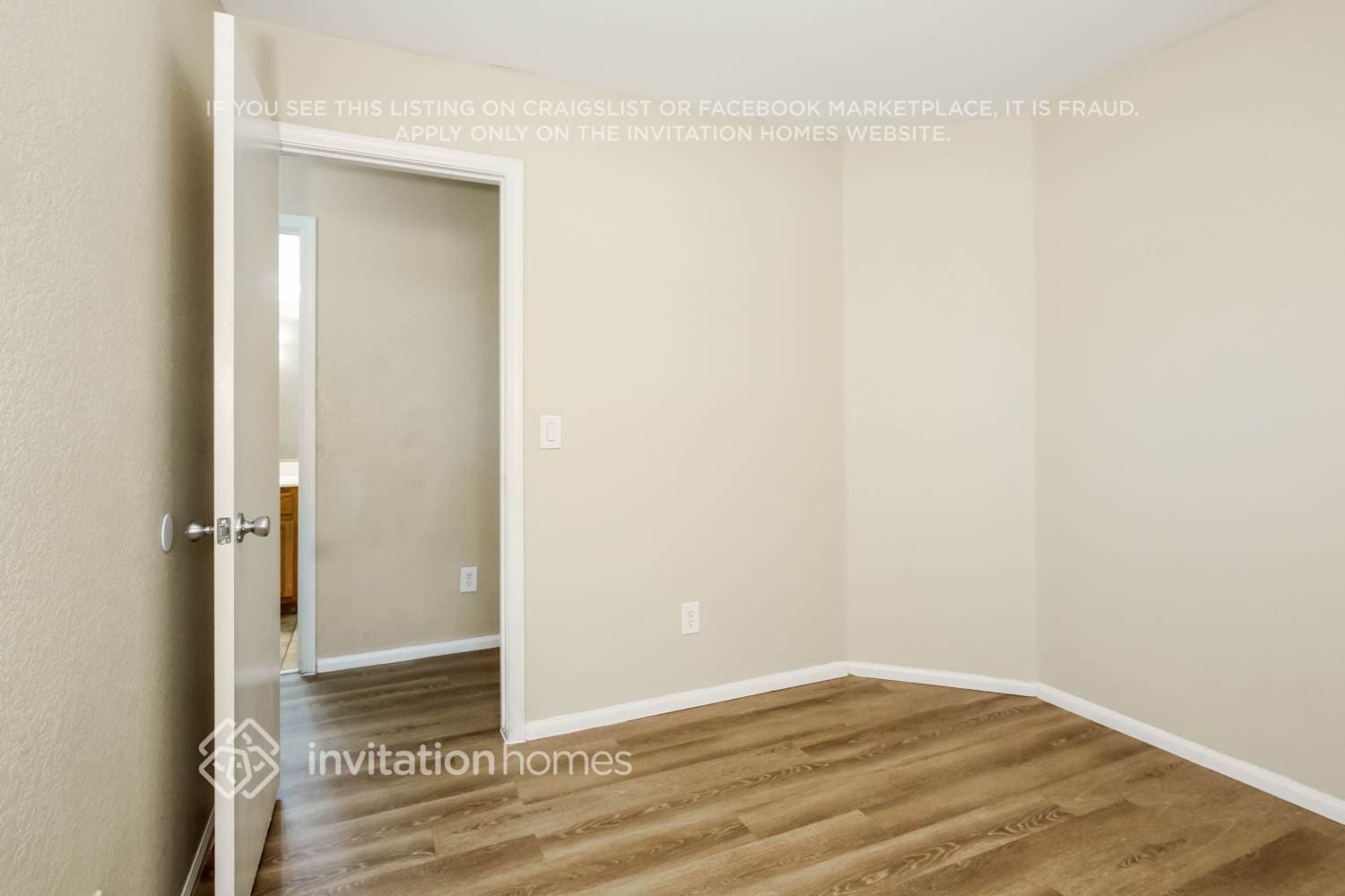 Building Photo - 16255 W Moreland St