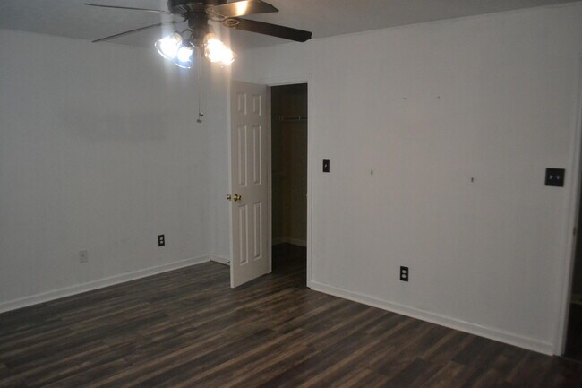 Building Photo - 4434 Sapelo Dr