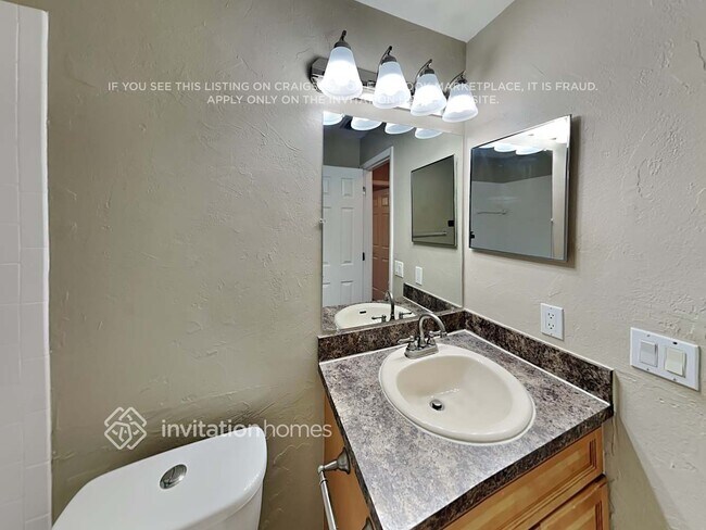 Building Photo - 702 50th St E