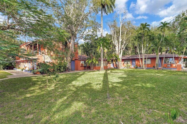 Building Photo - 12287 NE 7th Ave