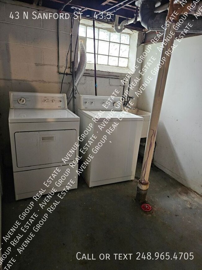 Building Photo - 43 N Sanford St