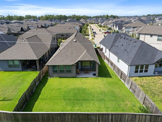 Building Photo - 10722 Hidden Rock Dr