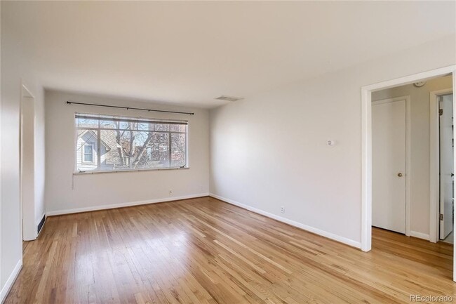 Building Photo - 36 N Washington St