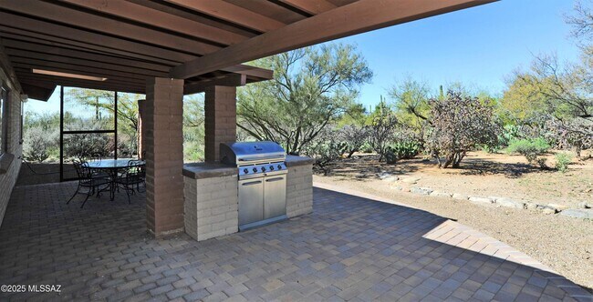 Building Photo - 6515 N Burro Creek Pl