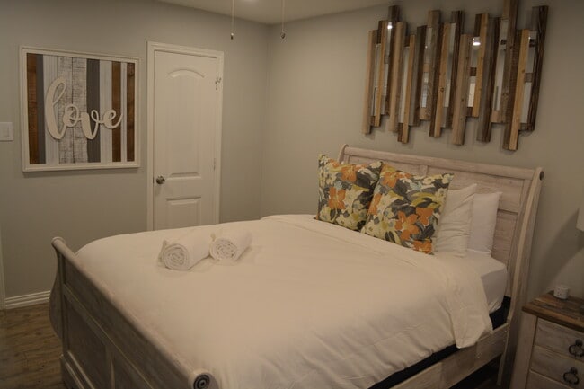 Building Photo - 3100 Valley Forge Trail