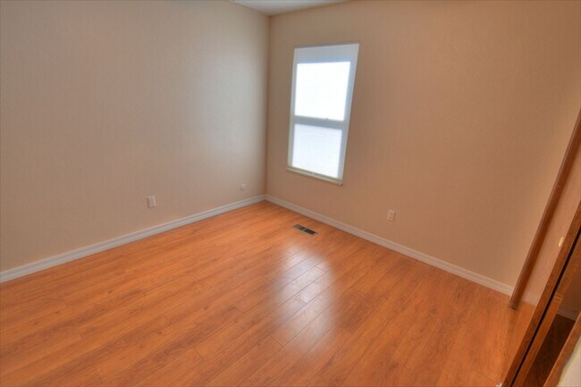 Building Photo - 13208 Blue Corn Maiden Trail NE