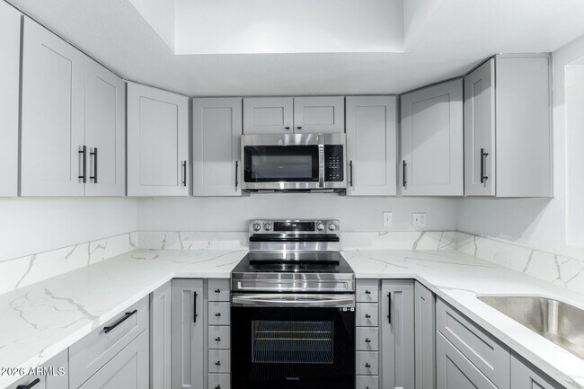 Building Photo - 4618 S Calle Los Cerros Dr