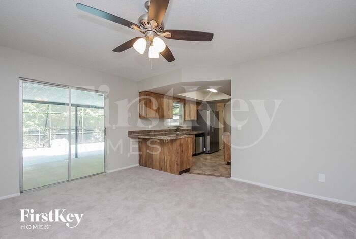 Building Photo - 443 Elkwood Ln