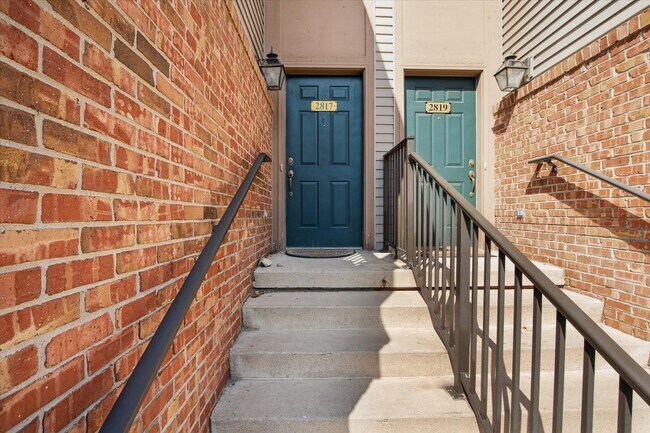 Building Photo - 2817 Barclay Way