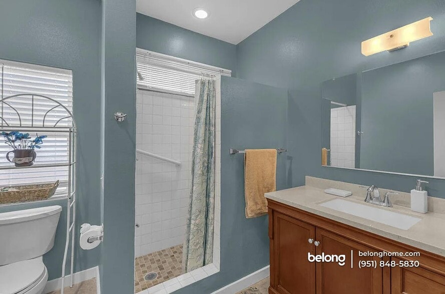 Building Photo - 65166 Cliff Cir