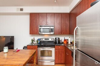 Building Photo - 1 bedroom in Chicago IL 60661