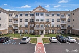 Building Photo - 237 Lorhan Dr