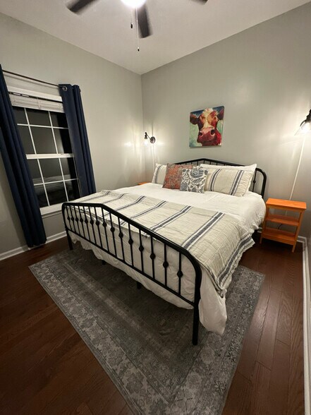 Building Photo - 8 Downing Ct SE