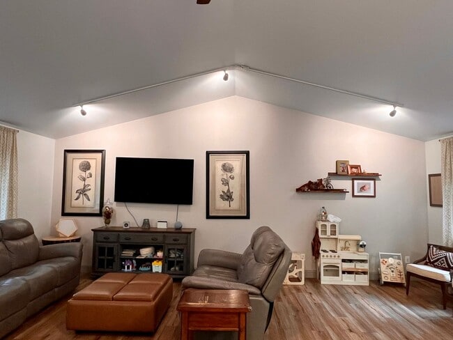 Building Photo - Beautiful, energy efficient and dog friend...