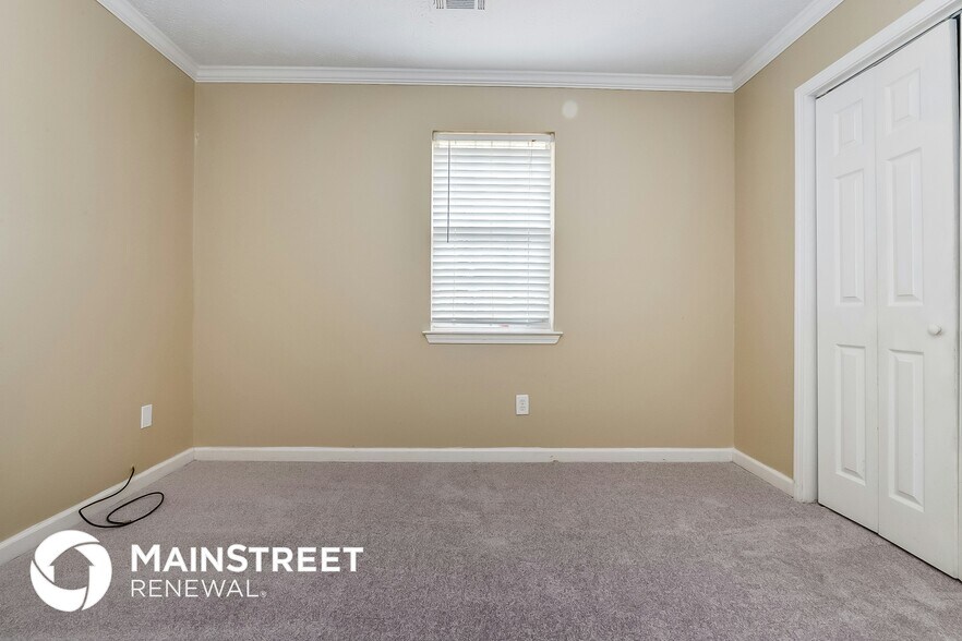 Building Photo - 315 Lacebark Ln