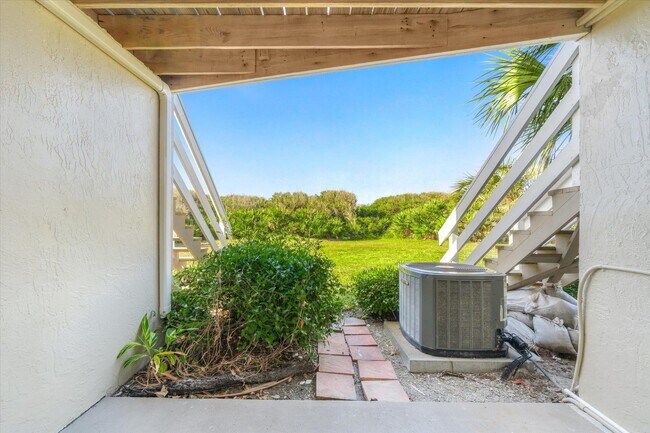 Building Photo - 3385 Coastal Hwy