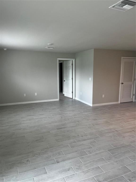 Building Photo - 4021 35th St SW