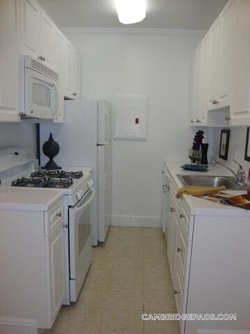 Building Photo - 26 Chauncy St
