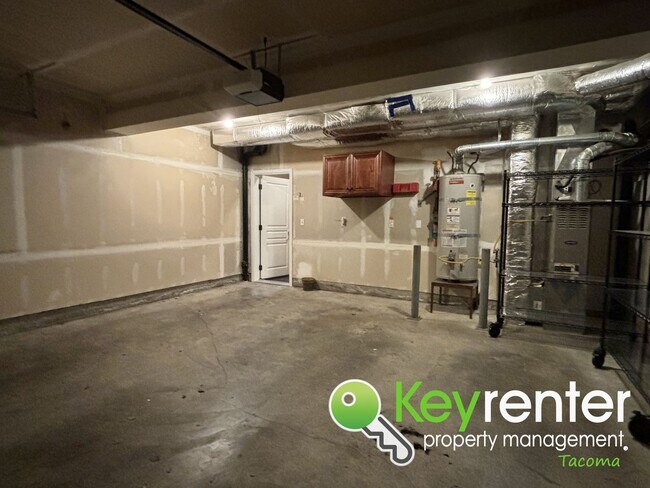 Building Photo - Dream Townhome in Tacoma, WA!