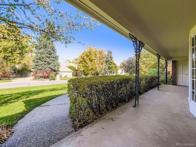 Building Photo - 2050 Cherryville Rd