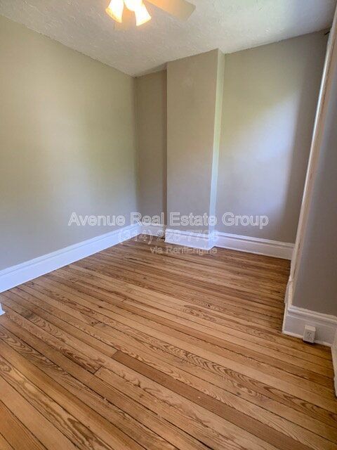 Building Photo - 4950 Magnolia Ave