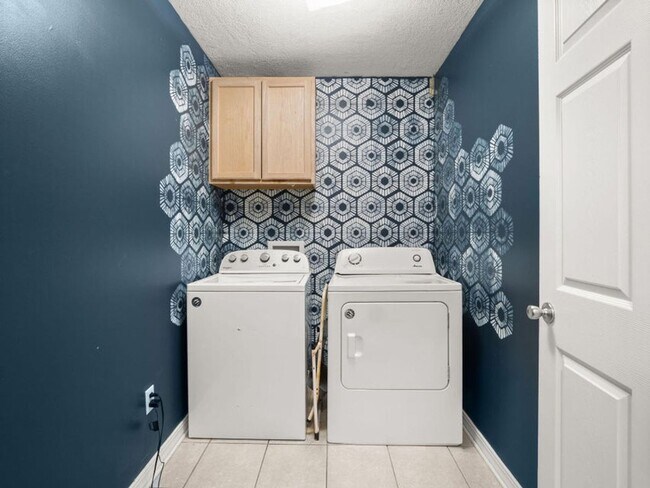 Building Photo - 6106 Fagan Cir