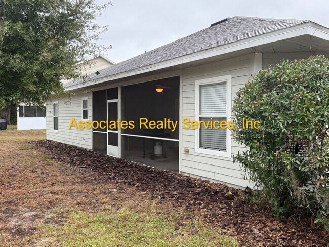 Building Photo - Spacious 4-Bedroom Home with Office in Portofino!  LOOK!