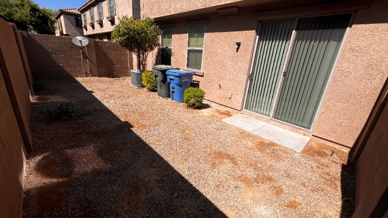 Building Photo - 1436 N 80th Dr