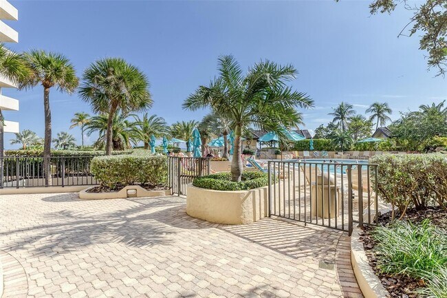 Building Photo - 5000 N Ocean Blvd