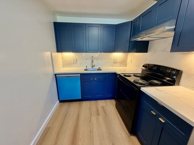 Building Photo - Newly Remodeled 1BD/1BA Near Del Norte BART w/ Parking & Modern Finishes | El Cerrito