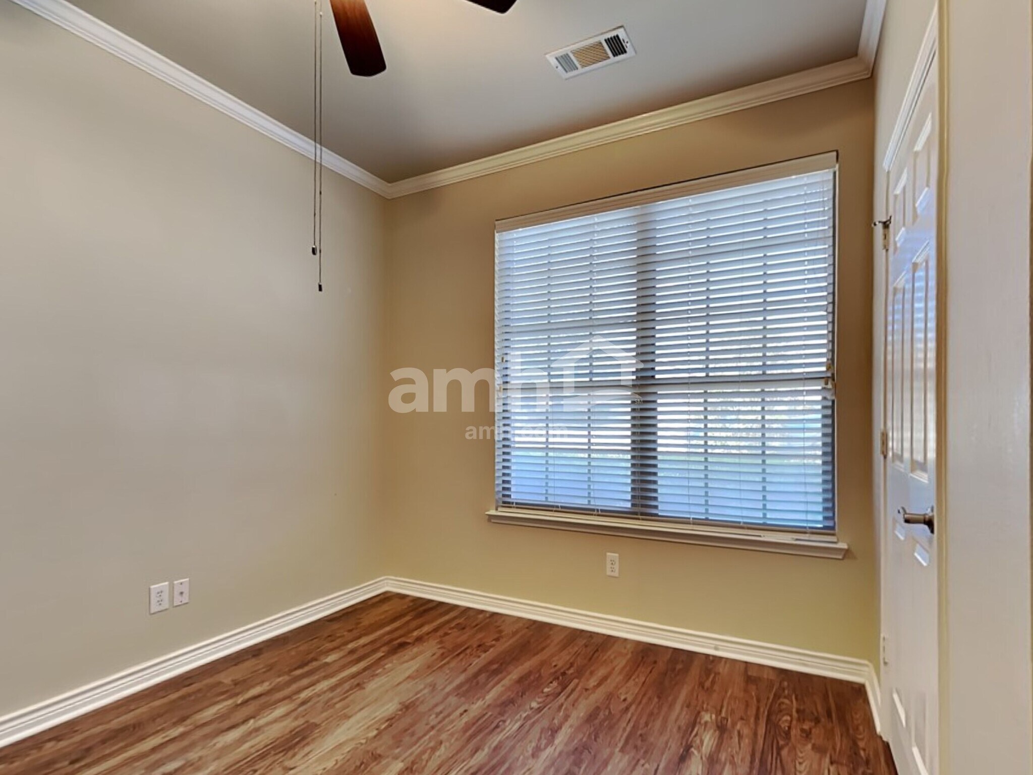 Building Photo - 608 Denali Dr