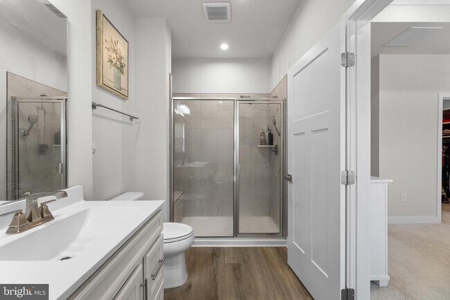 Building Photo - 56 Dolcie Ln
