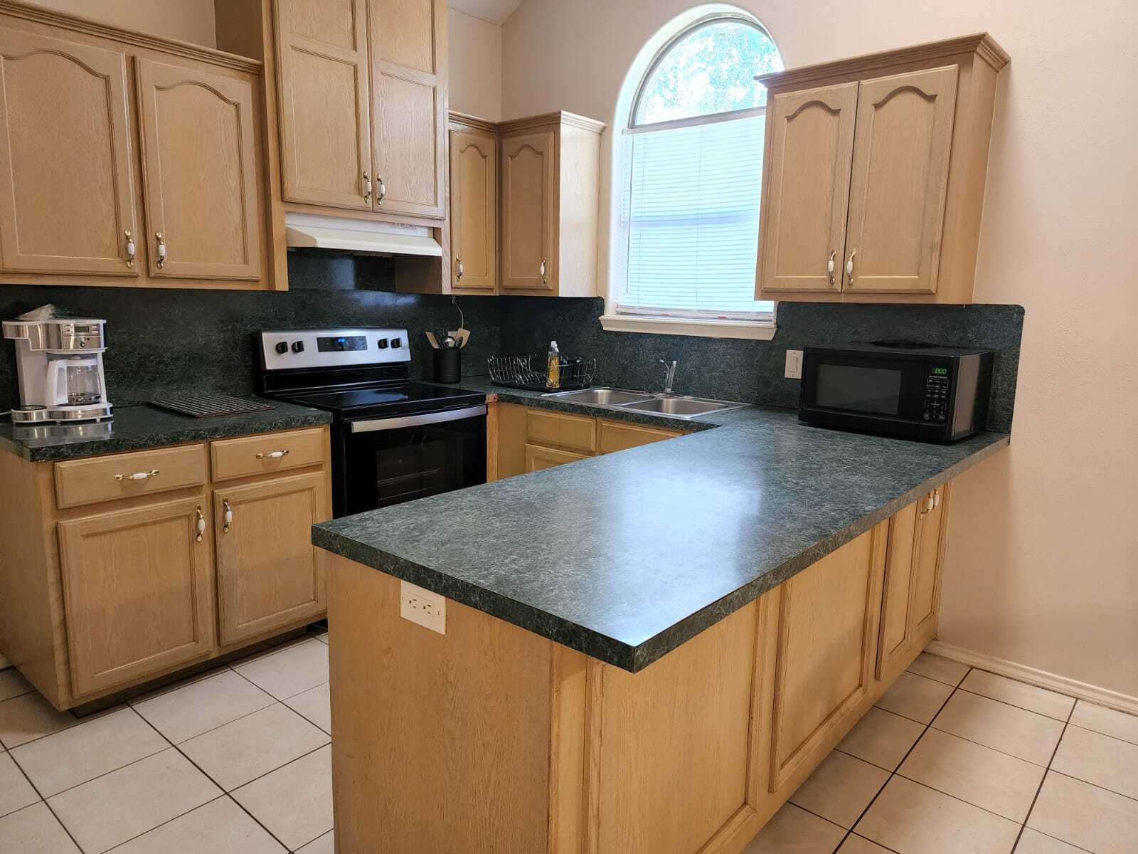 Building Photo - 3810 W Sarah Evans