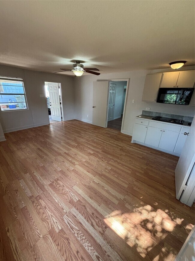 Building Photo - 5520 Menard Ave