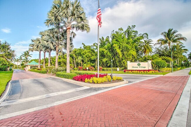 Building Photo - 2400 S Ocean Dr